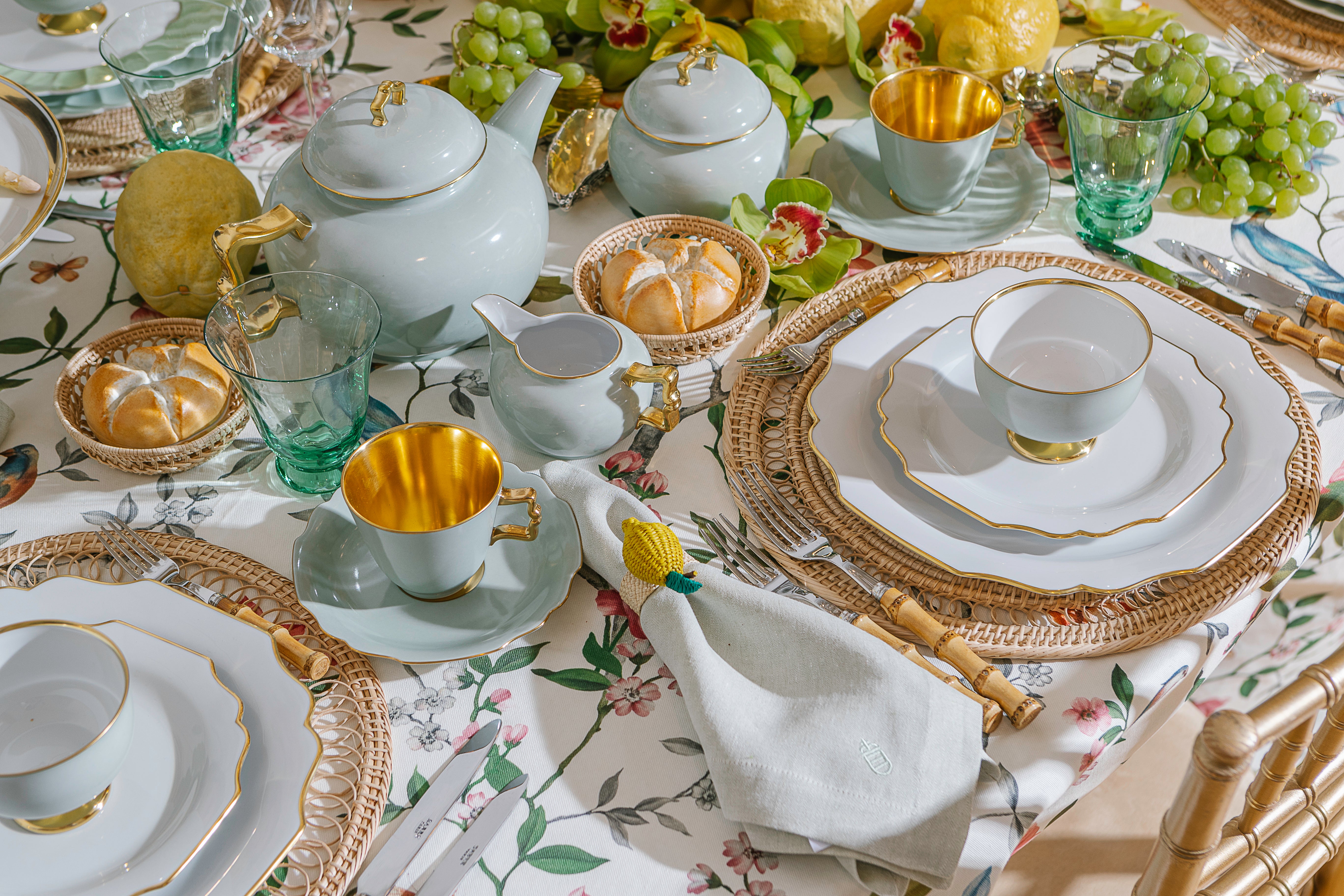 Yahoo!オークション - 「augarten アウガルテン」プレート、皿 