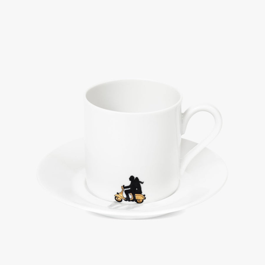Espressotasse, Paar auf Vespa